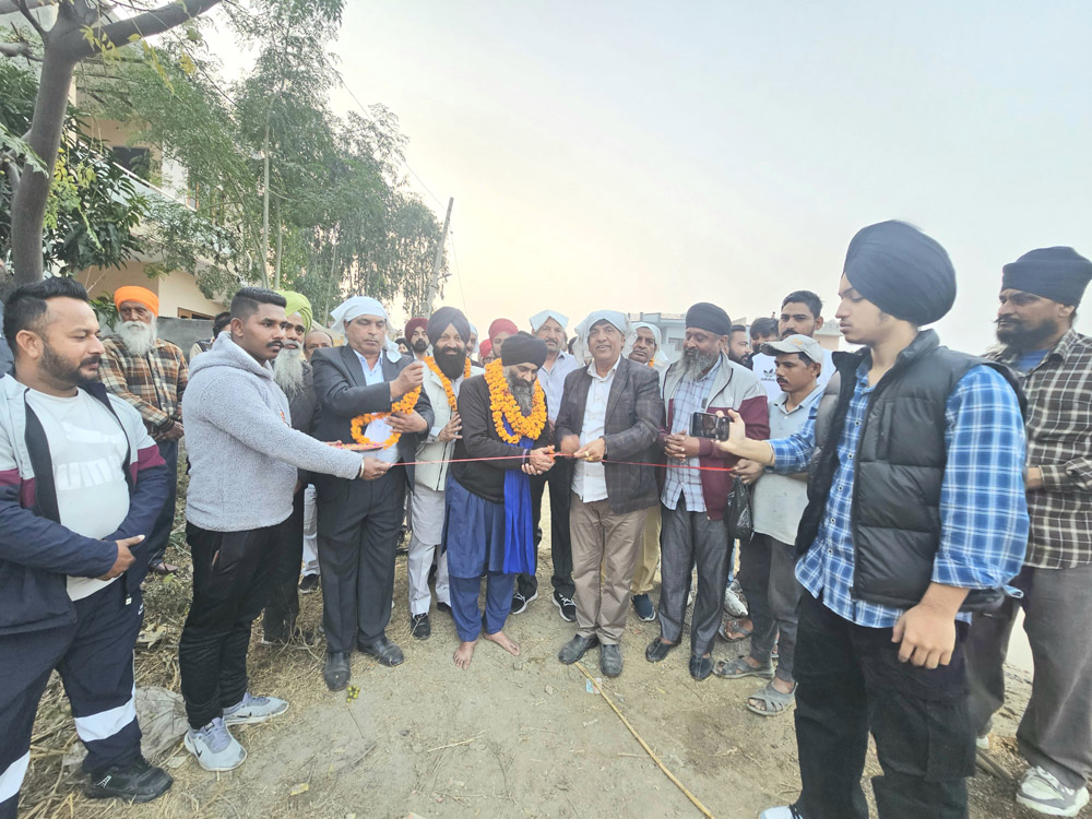 विधायक जिम्पा ने 35 लाख रुपए की लागत से बने ट्यूबवेल के निर्माण कार्य का किया उद्घाटन